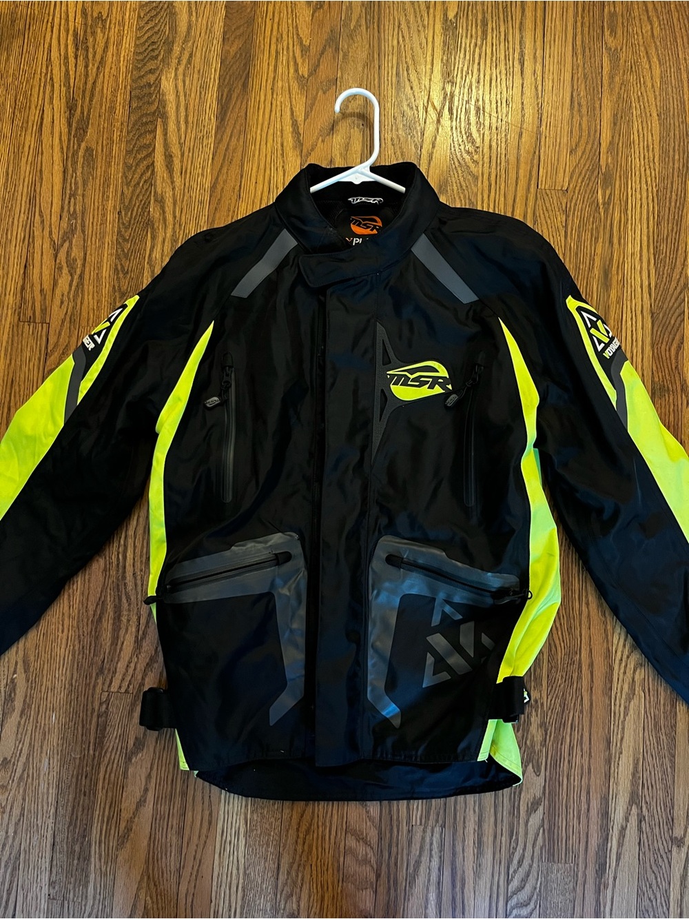 Men’s Heavy Duty High-Visibility Explorer Black & Neon jacket